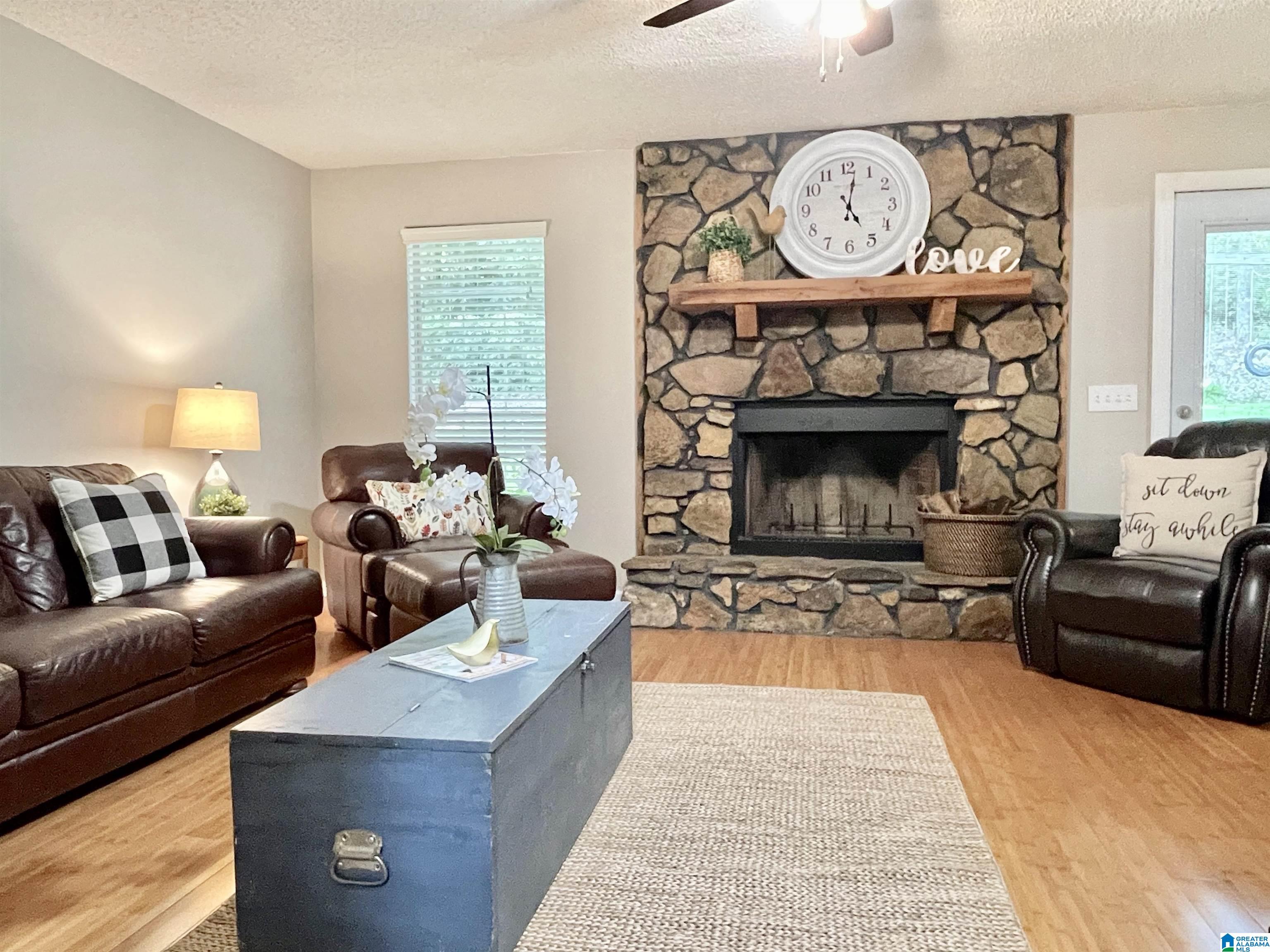 1602 Paddock Lane Helena, AL 35080 - Photo 4 of 49