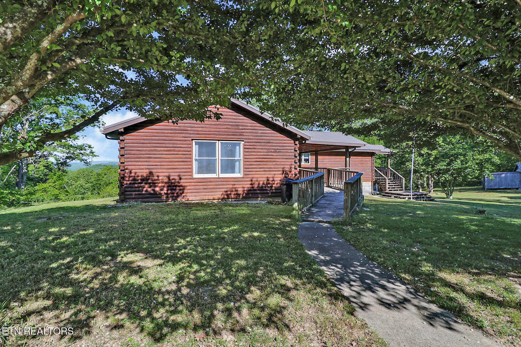 133 Hickory Flats Road Harriman, TN 37748 - Photo 3 of 57 Front Of House Up Close