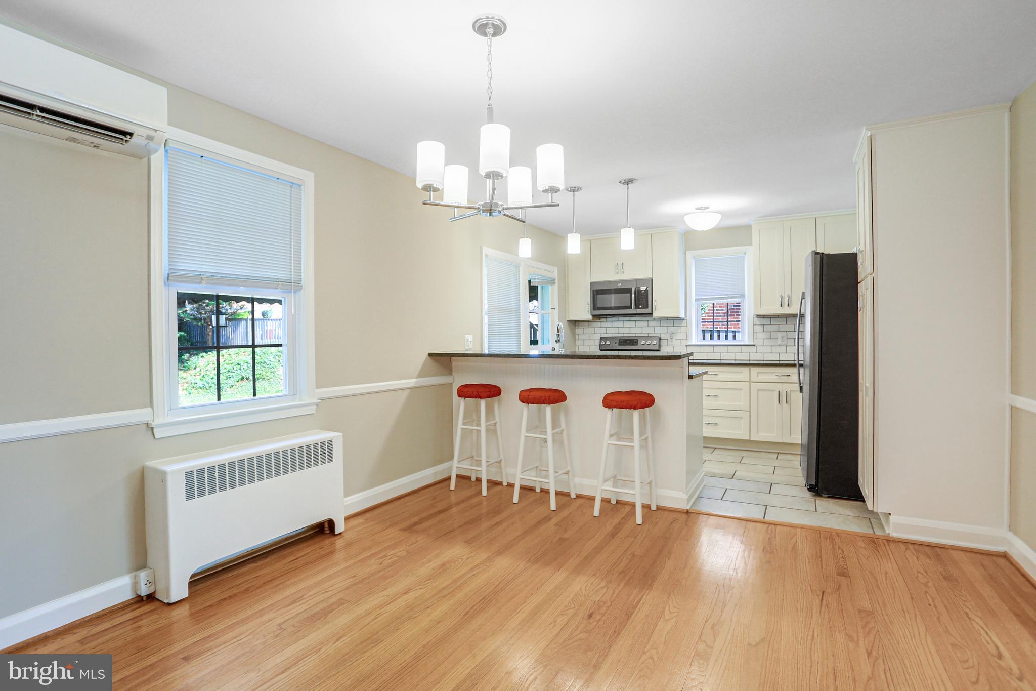 322 Gralan Road Catonsville, MD 21228 - Photo 11 of 35