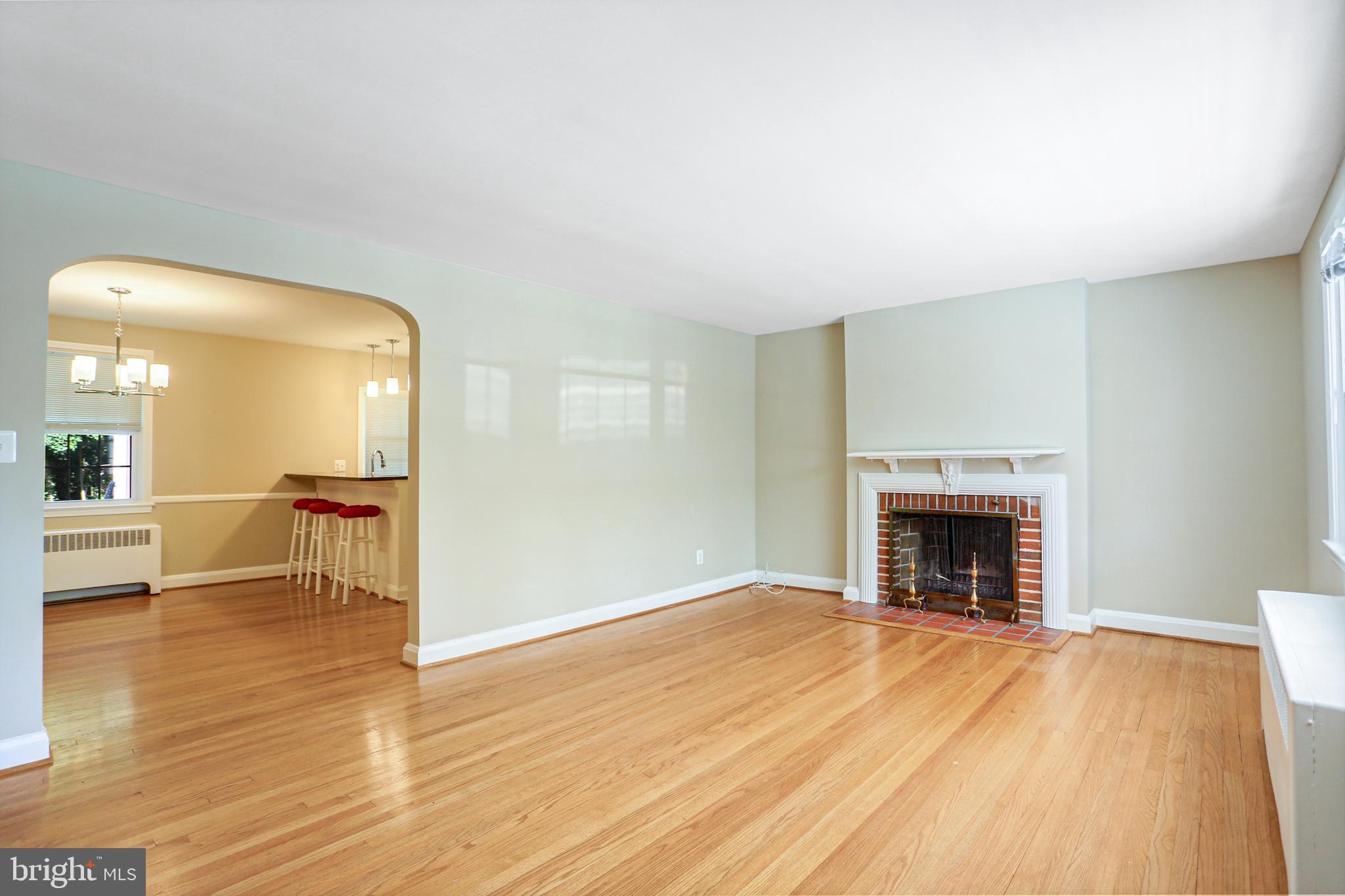 322 Gralan Road Catonsville, MD 21228 - Photo 5 of 35