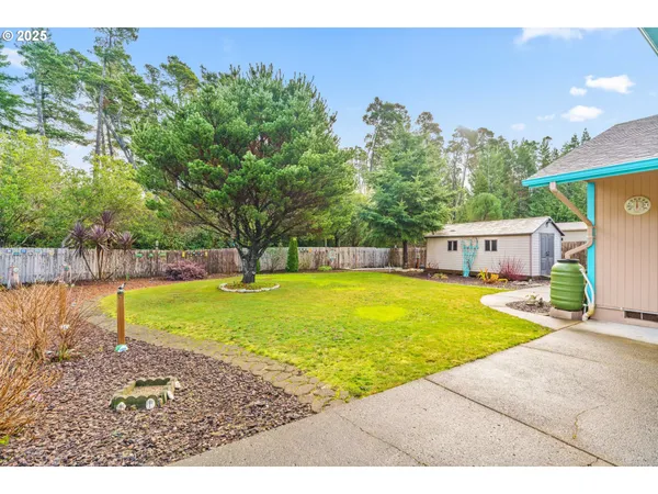 $475,000 | 4130 Munsel Creek Drive, Florence, OR 97439