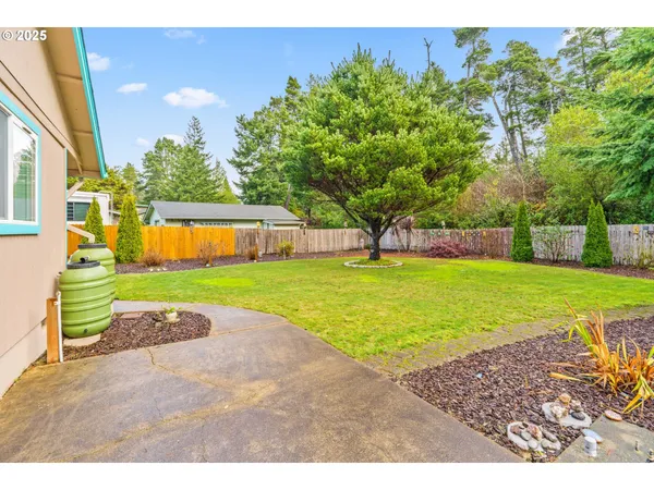 $475,000 | 4130 Munsel Creek Drive, Florence, OR 97439