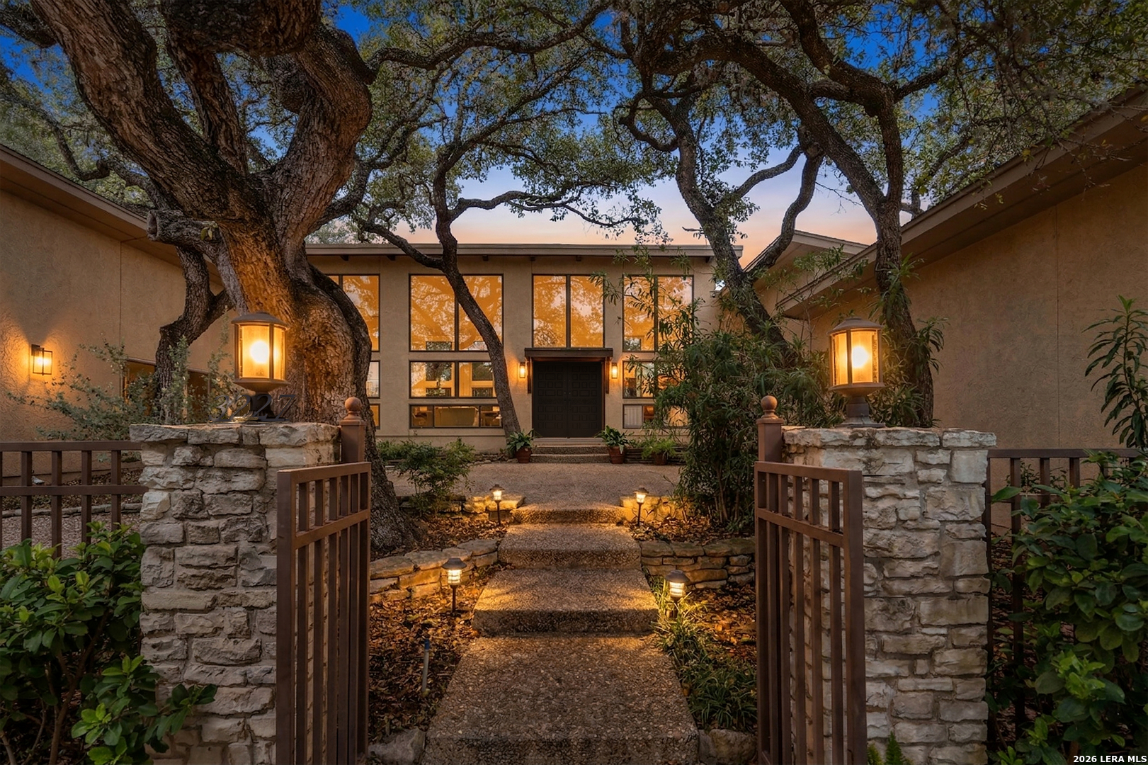 3227 Old Blue Ridge Street San Antonio, TX 78230 - Photo 1 of 34