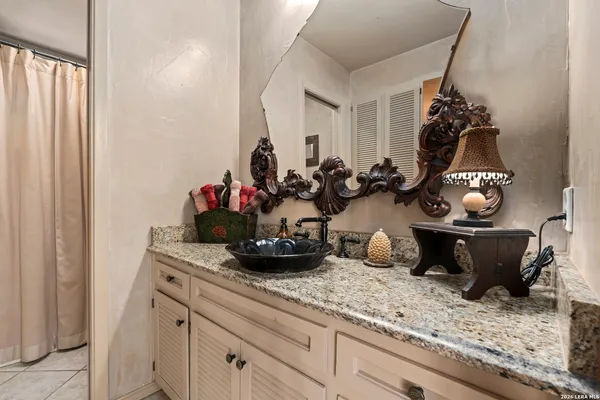 $649,000 | 3227 Old Blue Ridge Street, San Antonio, TX 78230