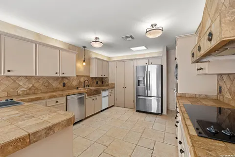 $649,000 | 3227 Old Blue Ridge Street, San Antonio, TX 78230