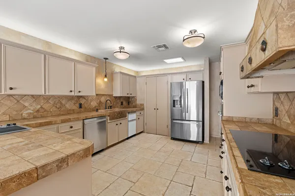 $649,000 | 3227 Old Blue Ridge Street, San Antonio, TX 78230
