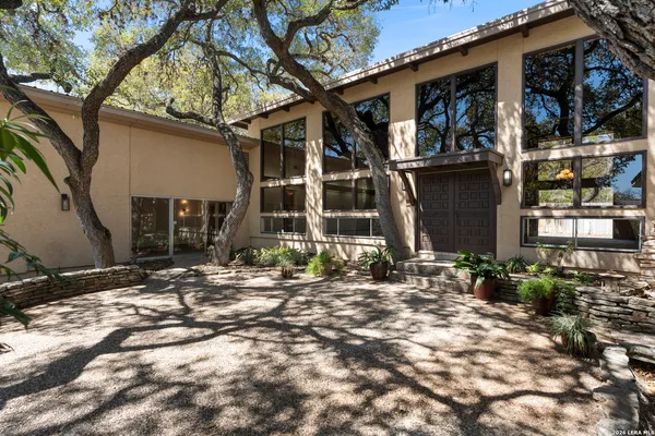 $649,000 | 3227 Old Blue Ridge Street, San Antonio, TX 78230
