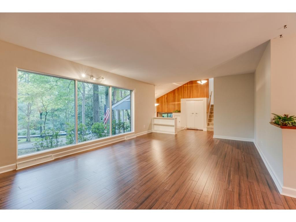 4326 Stagecoach Road Kingsport, TN 37664 - Photo 7 of 34 Photo 7