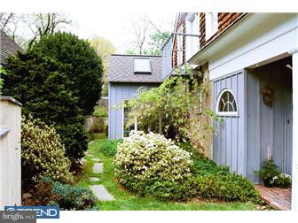 1033 Fletcher Road Wayne, PA 19087 - Photo 3 of 11