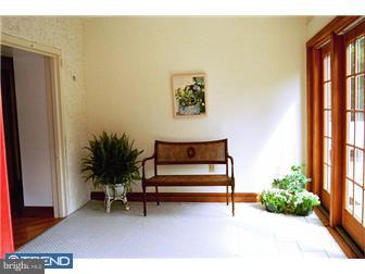 1033 Fletcher Road Wayne, PA 19087 - Photo 5 of 11