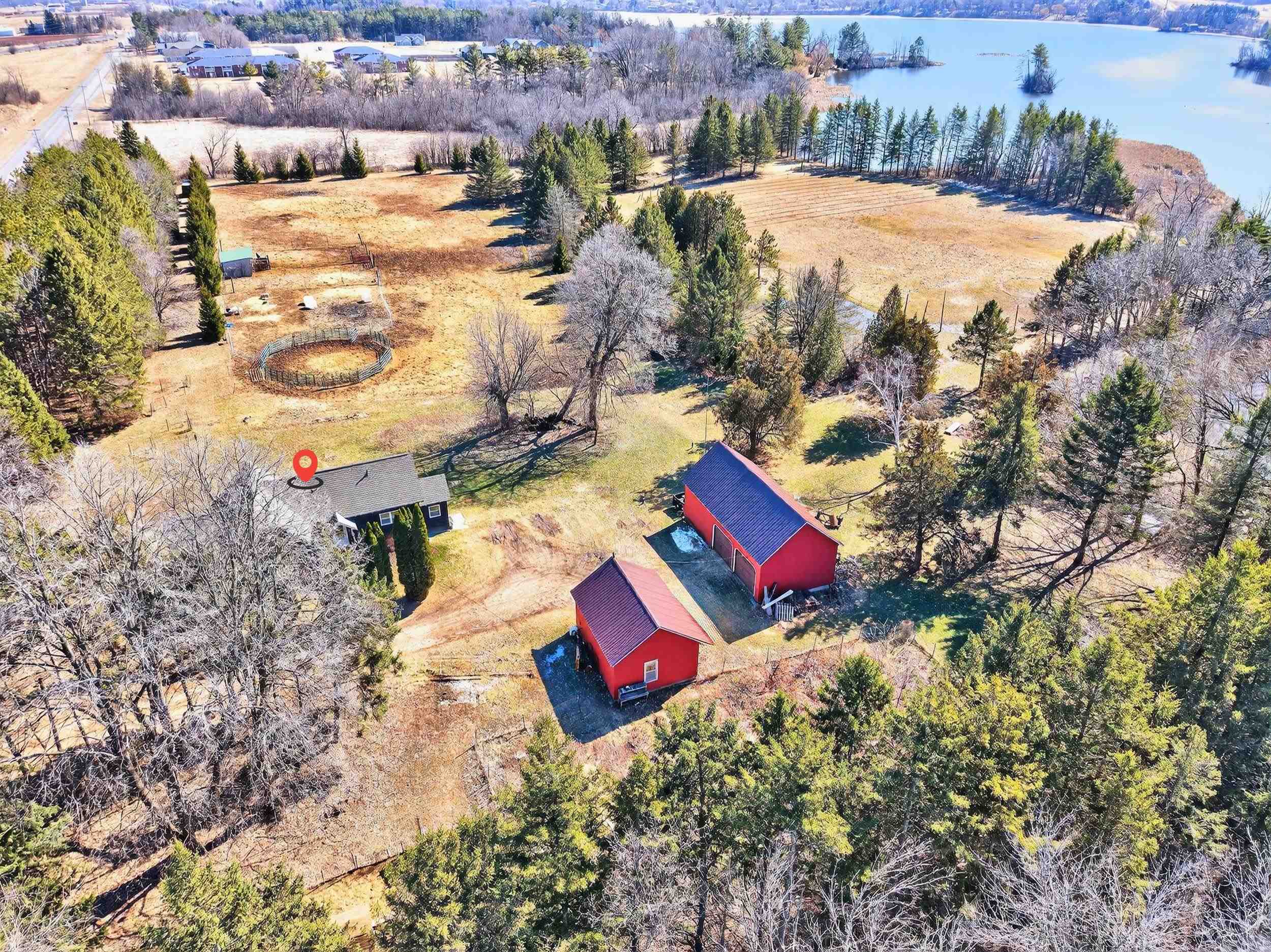 E5407 Haire Road Weyauwega, WI 54983 - Photo 4 of 56