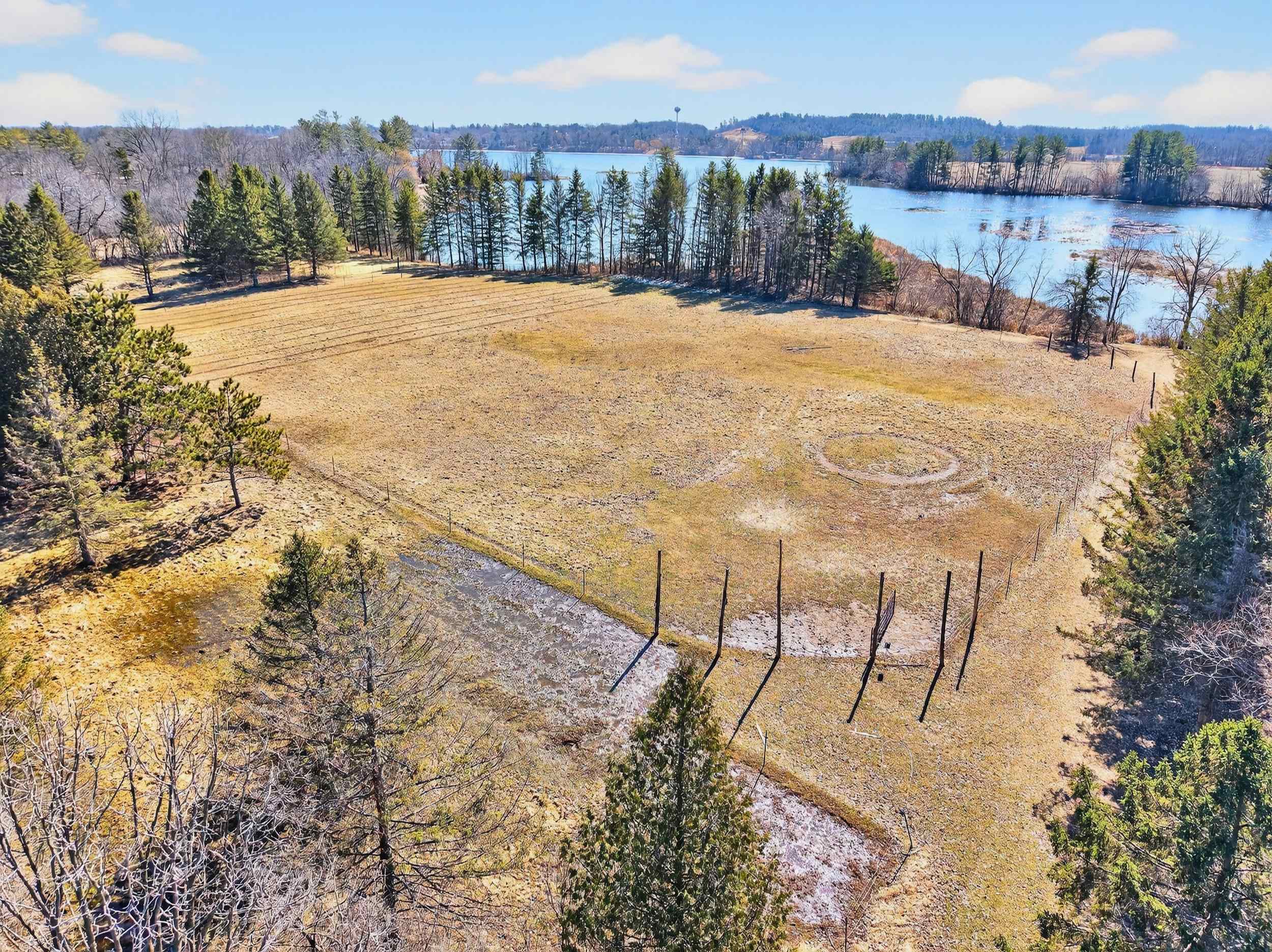 E5407 Haire Road Weyauwega, WI 54983 - Photo 7 of 56