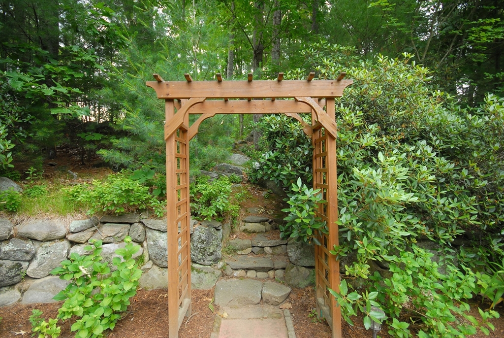 67 Seminole Road Acton, MA 01720 - Photo 6 of 36
