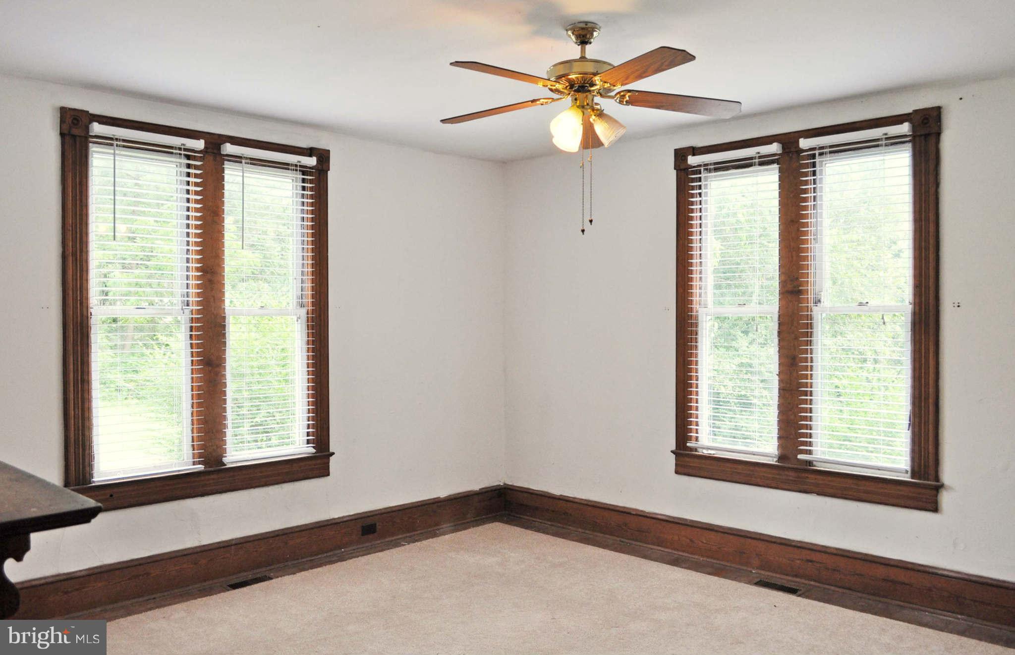 24052 Batna Road Lignum, VA 22726 - Photo 11 of 30 Dining Room