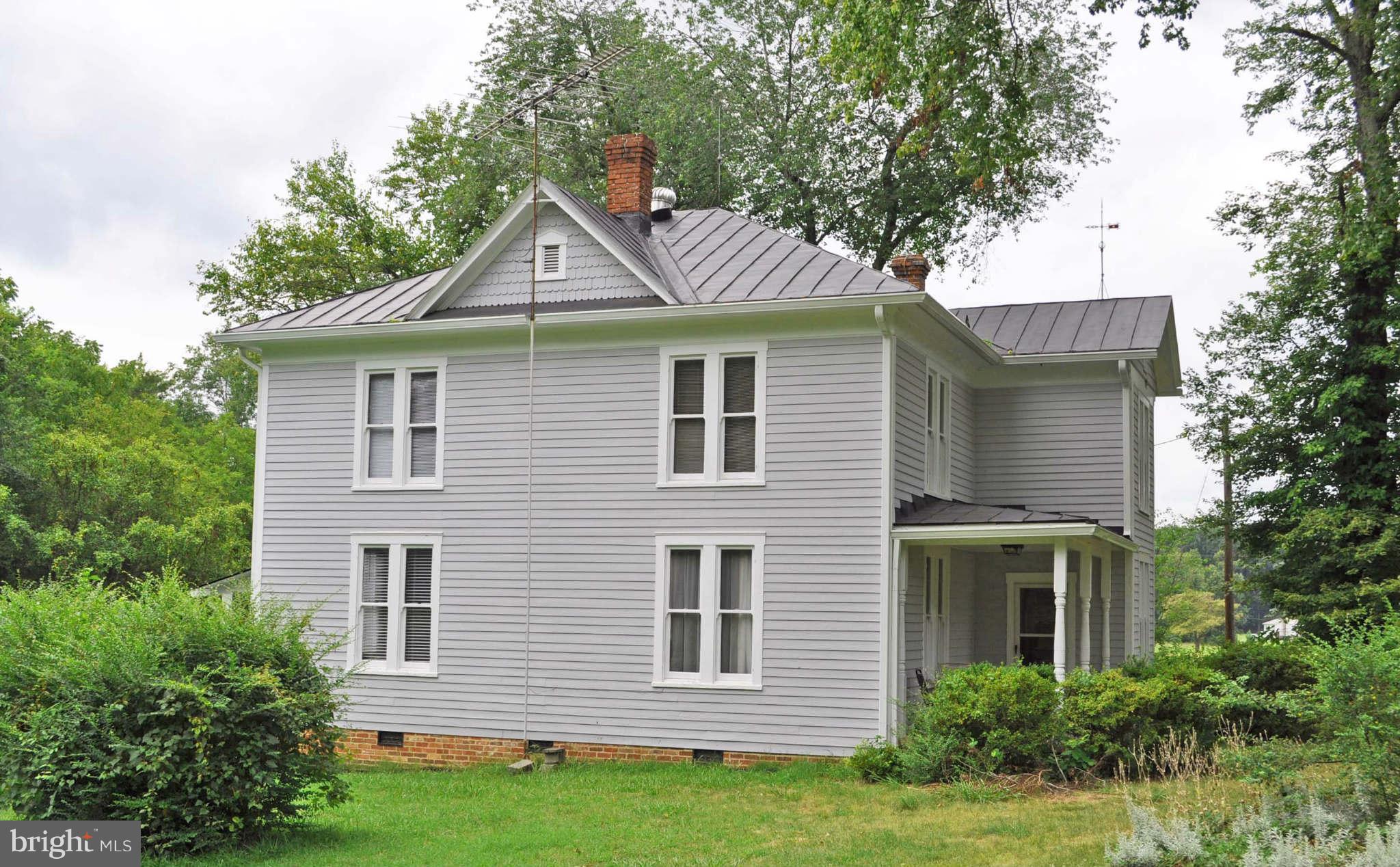 24052 Batna Road Lignum, VA 22726 - Photo 8 of 30 Exterior Left Side