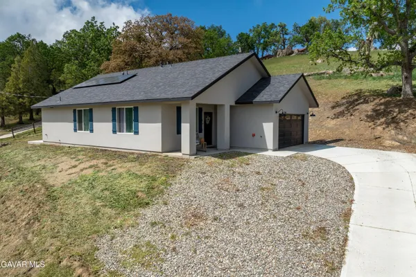 $430,000 | 23841 Parke Court, Tehachapi, CA 93561