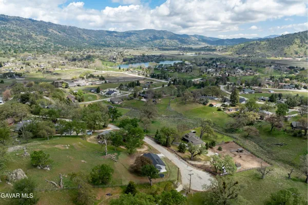 $430,000 | 23841 Parke Court, Tehachapi, CA 93561