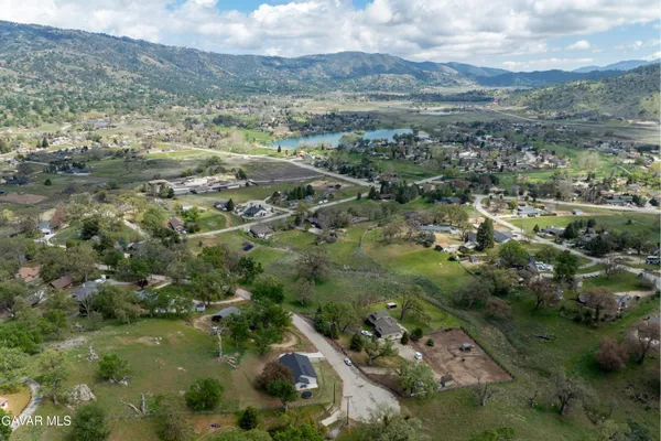 $430,000 | 23841 Parke Court, Tehachapi, CA 93561