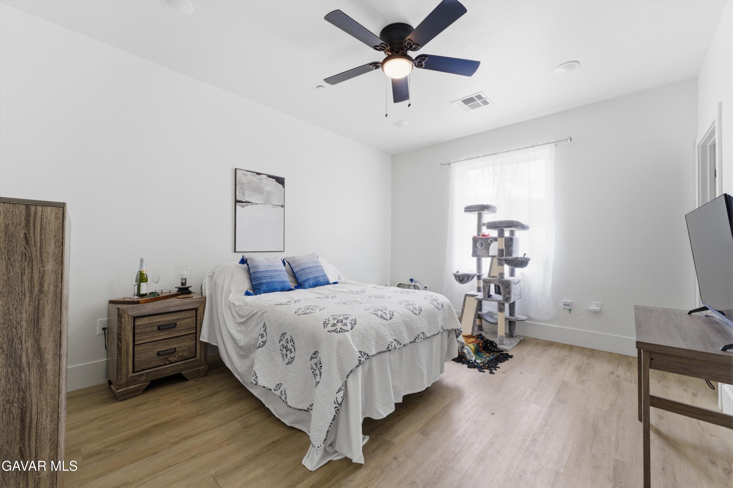 23841 Parke Court Tehachapi, CA 93561 - Photo 8 of 29 09-JYP00022