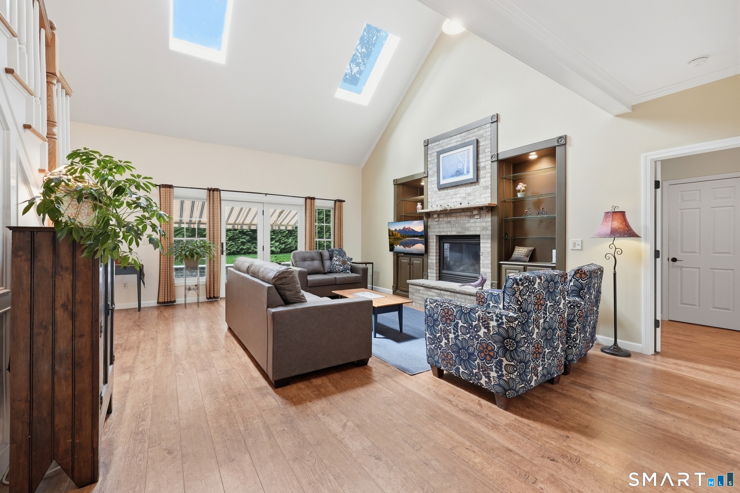 38 Old Farm Road Somers, CT 06071 - Photo 4 of 37