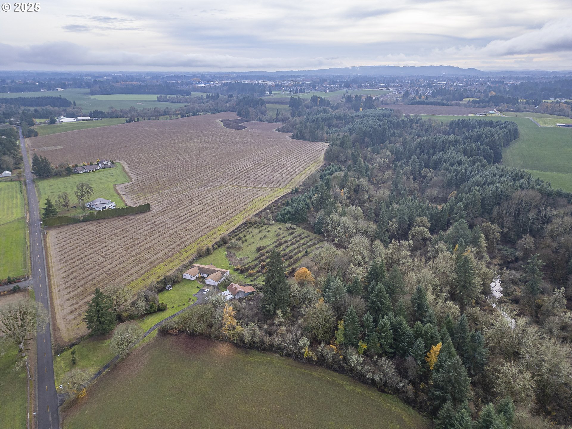 7295 Northwest Poverty Bend Road McMinnville, OR 97128 - Photo 35 of 44
