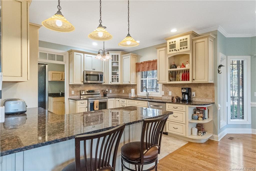 125 Greens Road Granite Falls, NC 28630 - Photo 12 of 46 Gallery Image 12