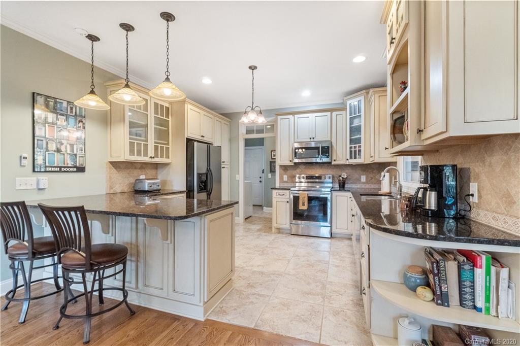 125 Greens Road Granite Falls, NC 28630 - Photo 13 of 46 Gallery Image 13