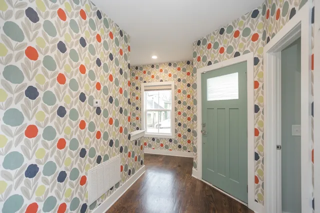 $2,500 | 2020 14th Avenue North, Nashville, TN 37208