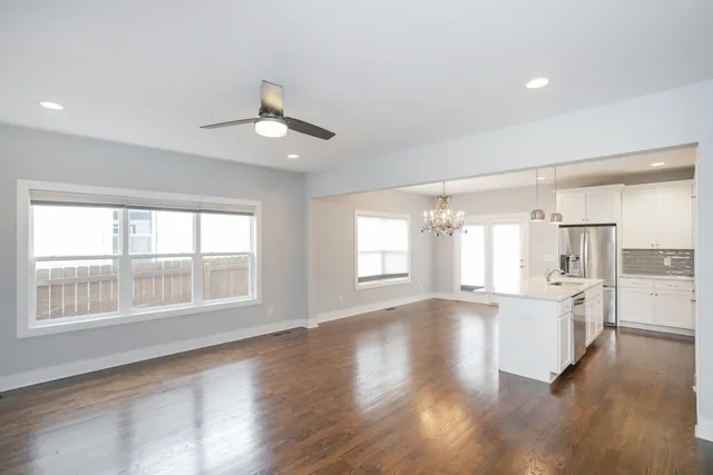 $2,500 | 2020 14th Avenue North, Nashville, TN 37208