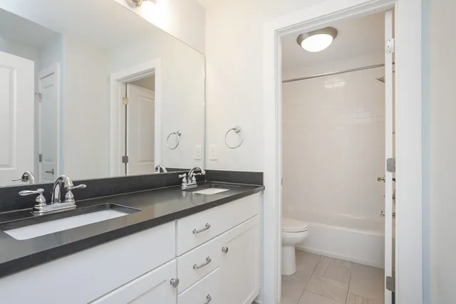 $2,500 | 2020 14th Avenue North, Nashville, TN 37208