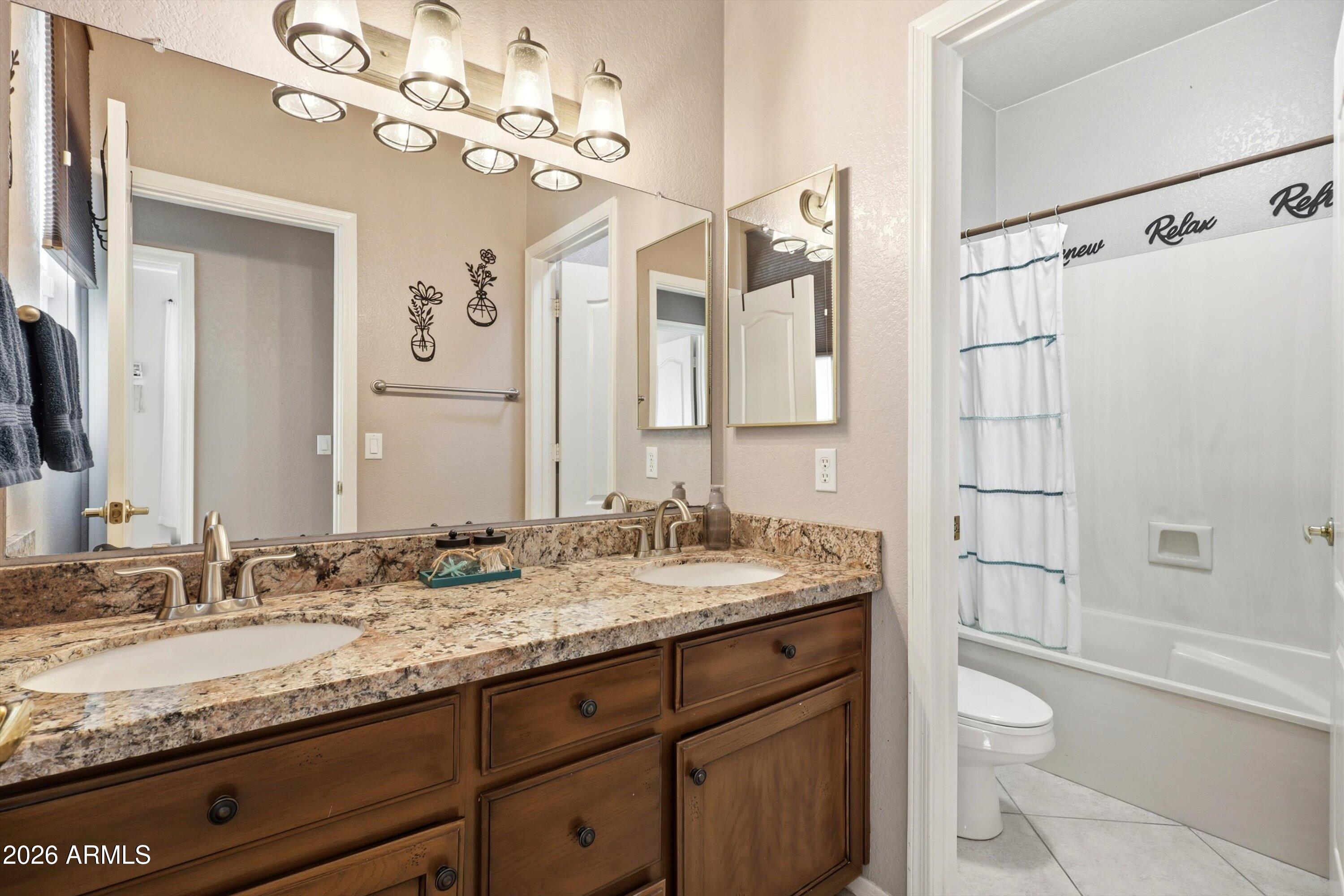 318 West El Freda Road Tempe, AZ 85284 - Photo 17 of 25 17-IMG_0043