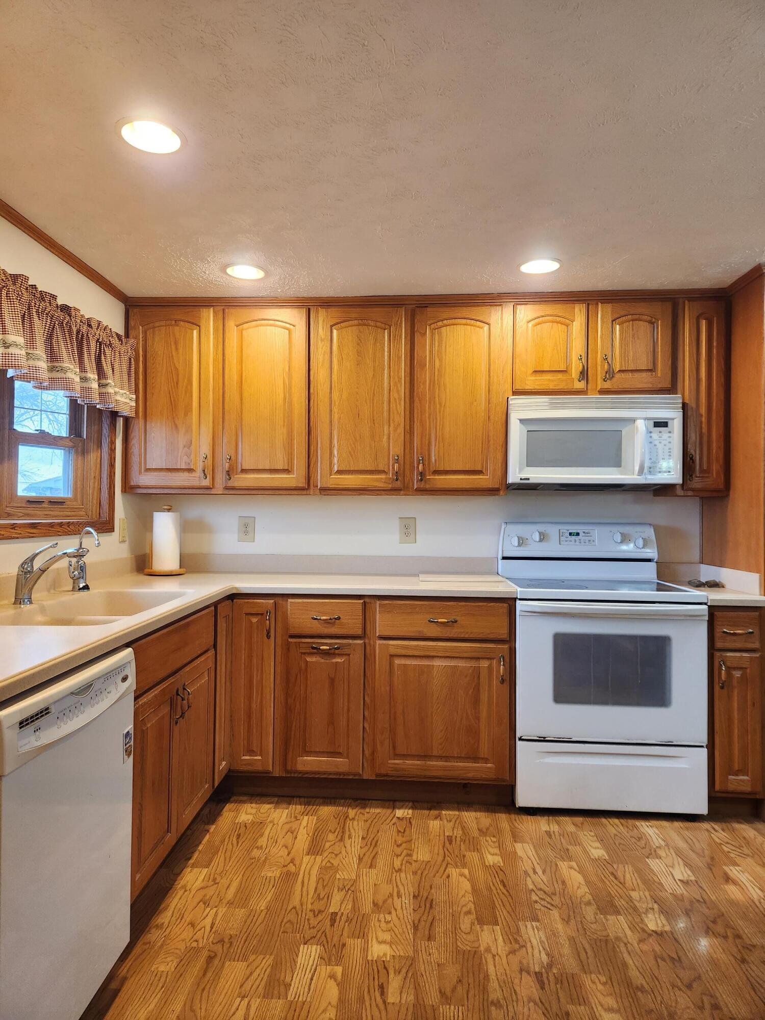 564 Barnhart Road Troy, OH 45373 - Photo 5 of 8 Gallery Image 5