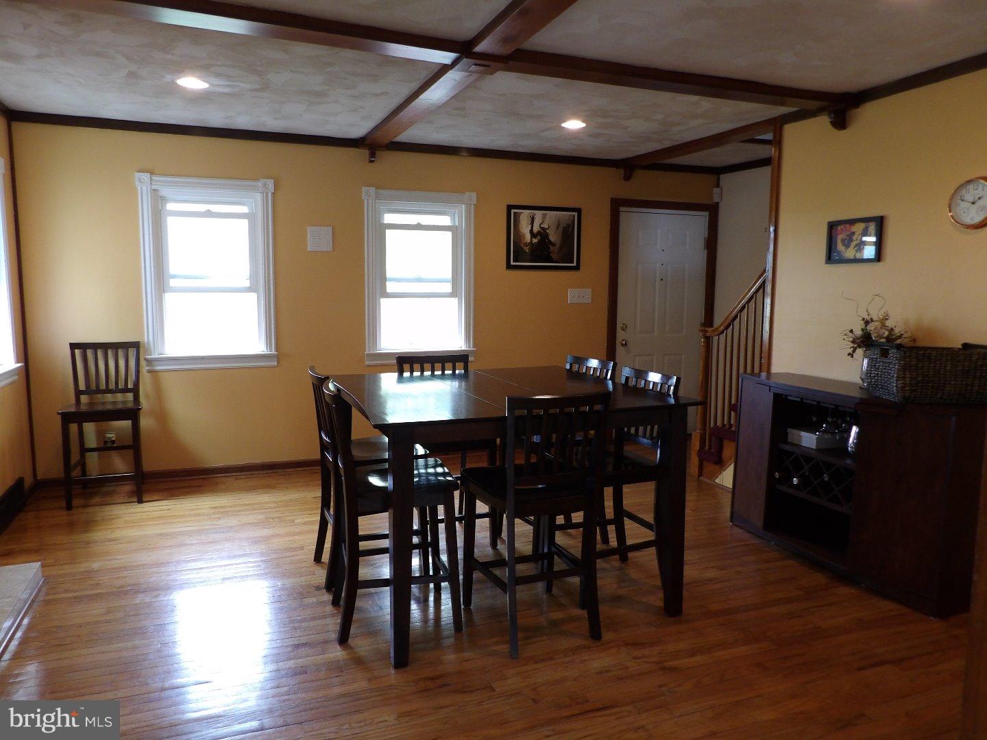 831 Big Oak Road Yardley, PA 19067 - Photo 6 of 19 Dining Room
