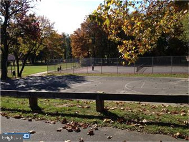 3247 Oak Road Huntingdon Valley, PA 19006 - Photo 14 of 14 Community Tennis Court