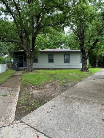 $1,275 | 700 11th Street North, Texas City, TX 77590