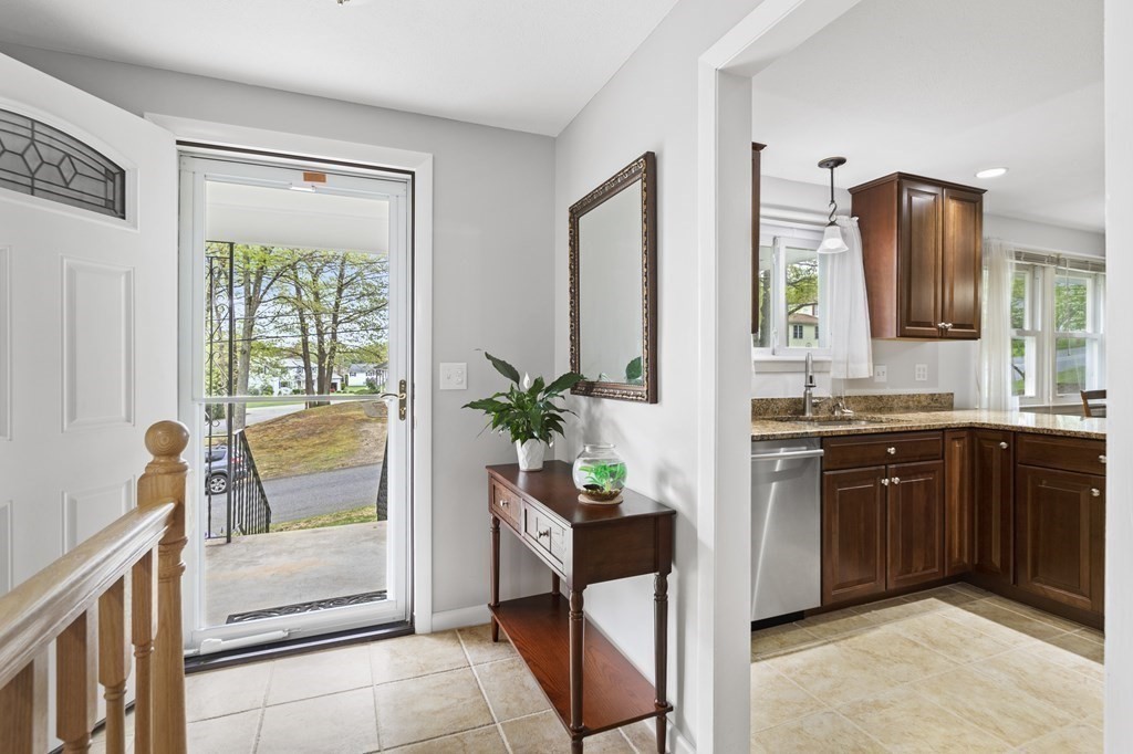 20 Elizabeth Road Milford, MA 01757 - Photo 3 of 29 Gallery Image 3