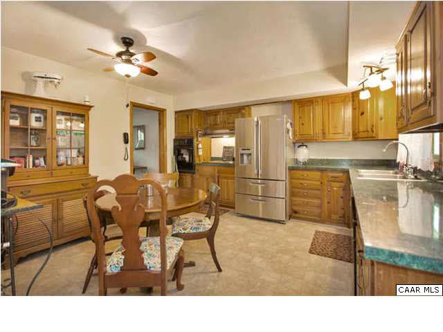 2485 Paynes Mill Road Troy, VA 22974 - Photo 8 of 18 Gallery Image 8