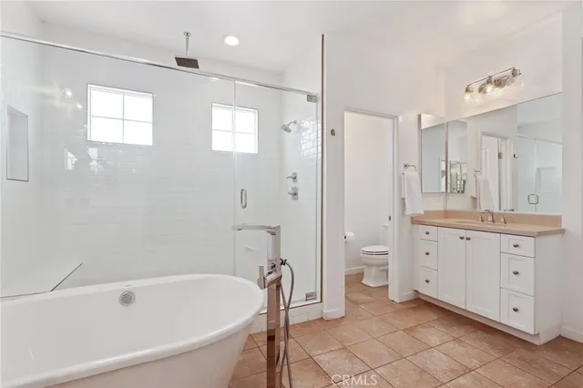 $1,499,800 | 403 Aura Drive, Costa Mesa, CA 92626