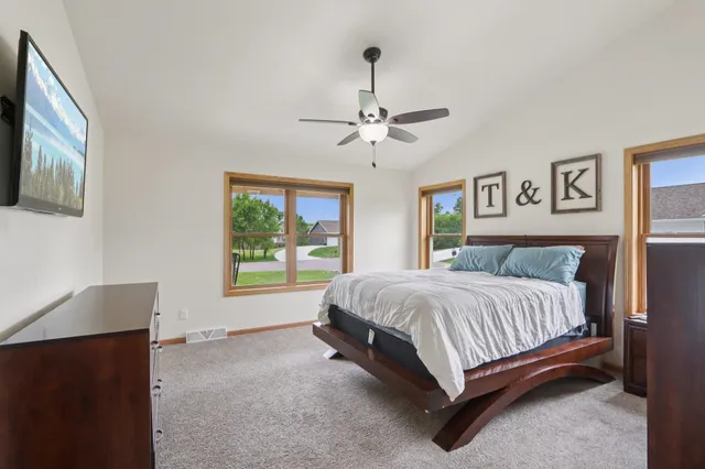 $485,000 | 400 Mourning Dove Court, Arena, WI 53503