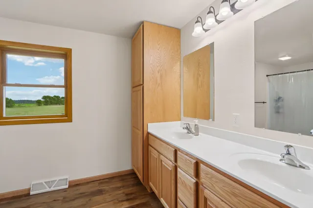 $485,000 | 400 Mourning Dove Court, Arena, WI 53503