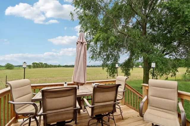 $485,000 | 400 Mourning Dove Court, Arena, WI 53503