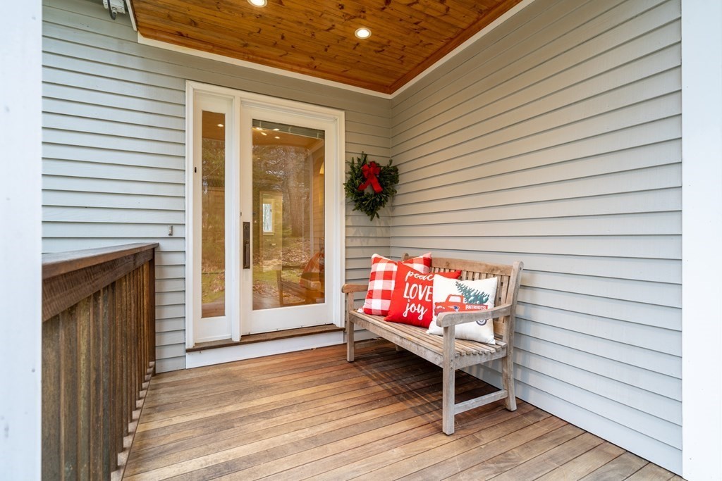 19 Oak Meadow Road Lincoln, MA 01773 - Photo 2 of 41 Gallery Image 2