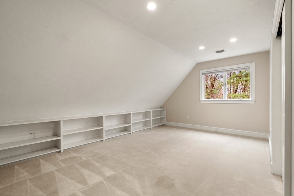 19 Oak Meadow Road Lincoln, MA 01773 - Photo 24 of 41 Gallery Image 24