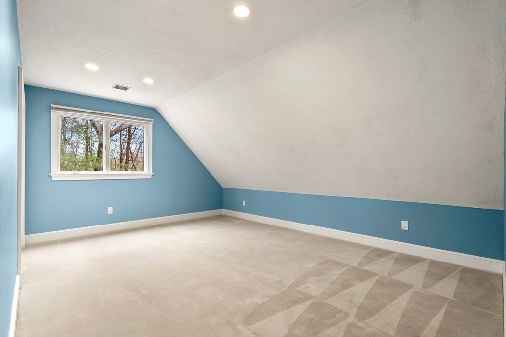 19 Oak Meadow Road Lincoln, MA 01773 - Photo 25 of 41 Gallery Image 25