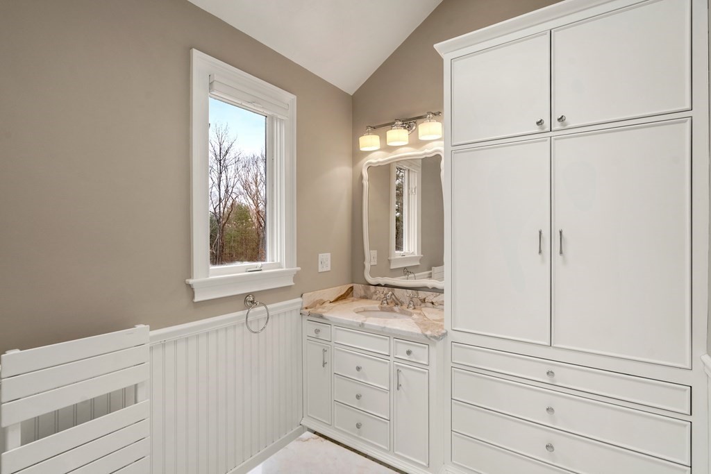 19 Oak Meadow Road Lincoln, MA 01773 - Photo 29 of 41 Gallery Image 29