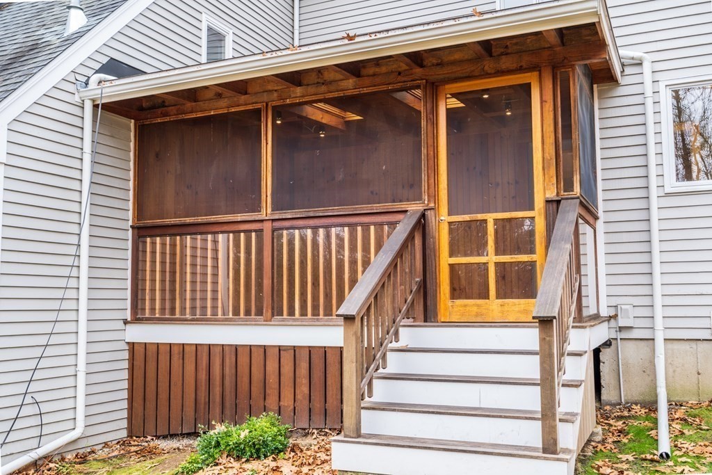 19 Oak Meadow Road Lincoln, MA 01773 - Photo 34 of 41 Gallery Image 34
