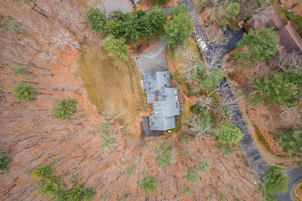 19 Oak Meadow Road Lincoln, MA 01773 - Photo 40 of 41 Gallery Image 40