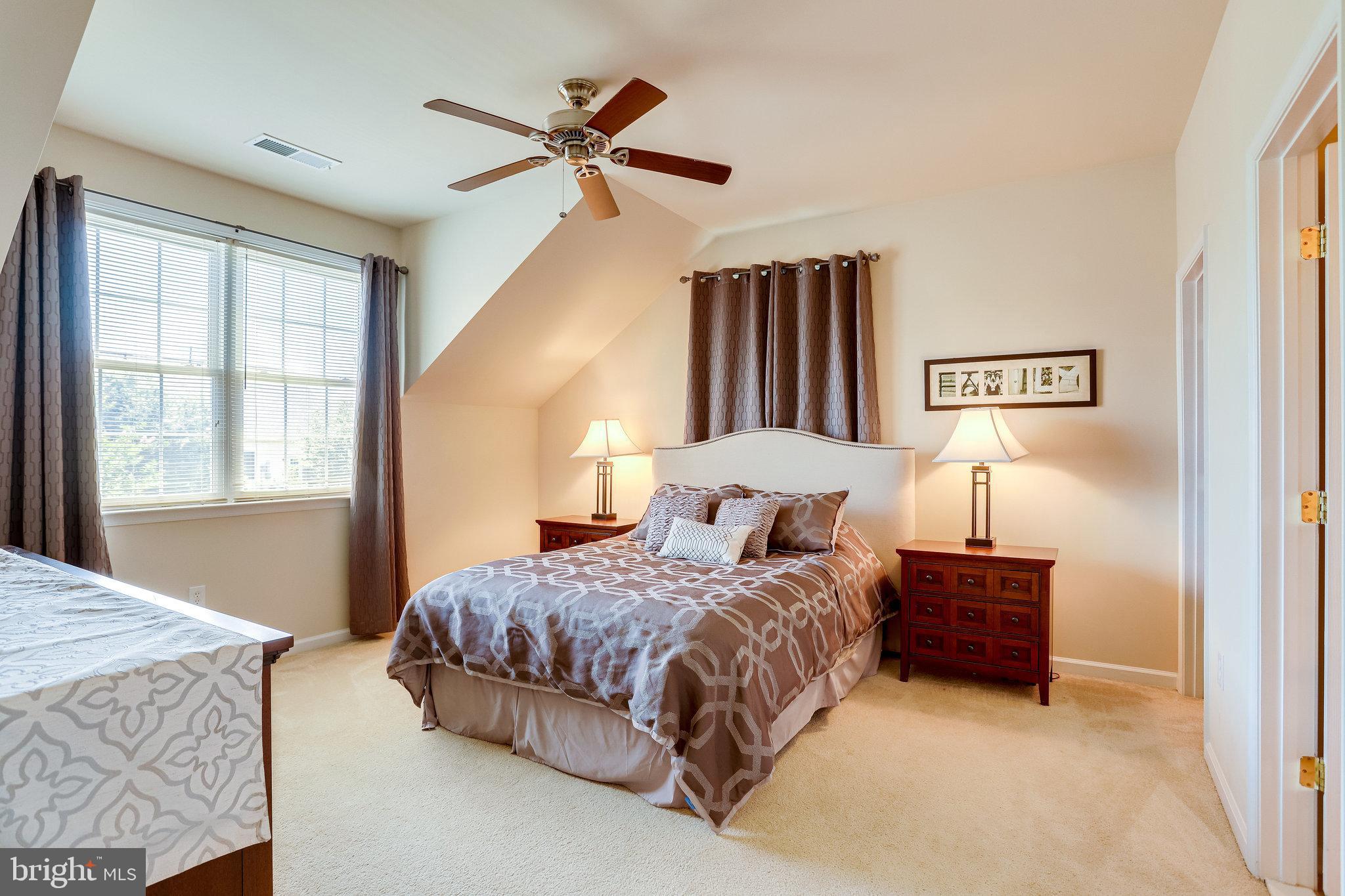44320 McHenry Square Ashburn, VA 20147 - Photo 29 of 55 Bedroom #2 - Very sunny and inviting