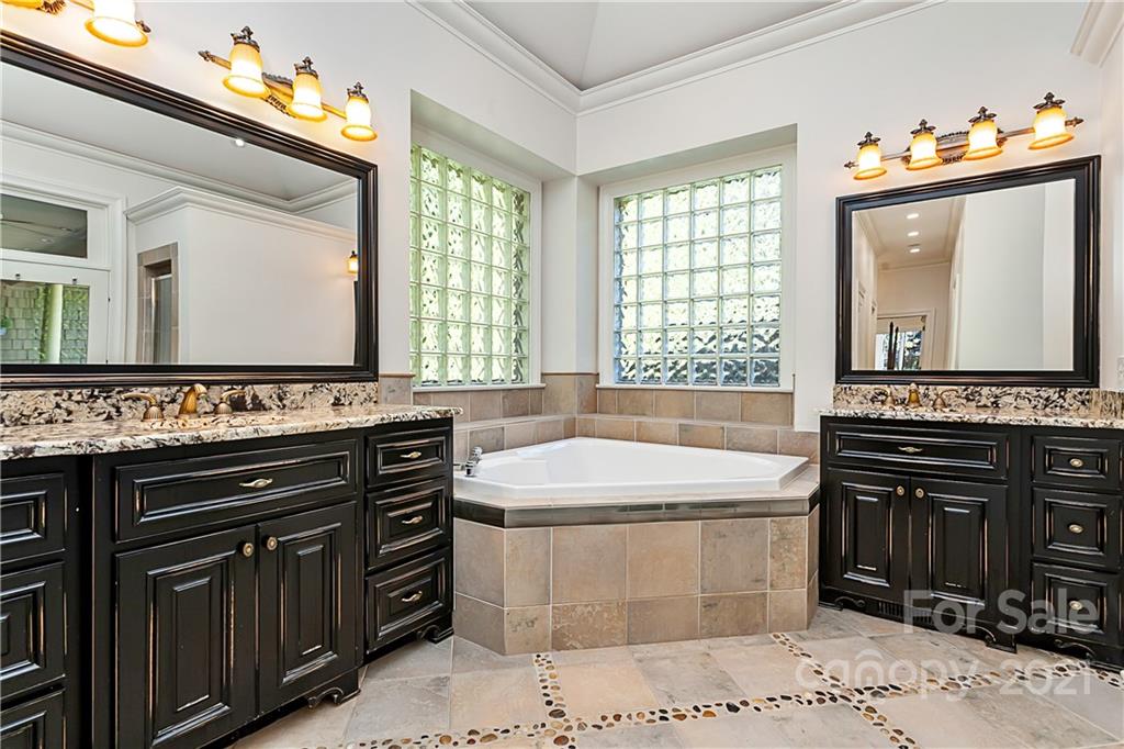 6726 Tree Hill Road Matthews, NC 28104 - Photo 28 of 47 Gallery Image 28