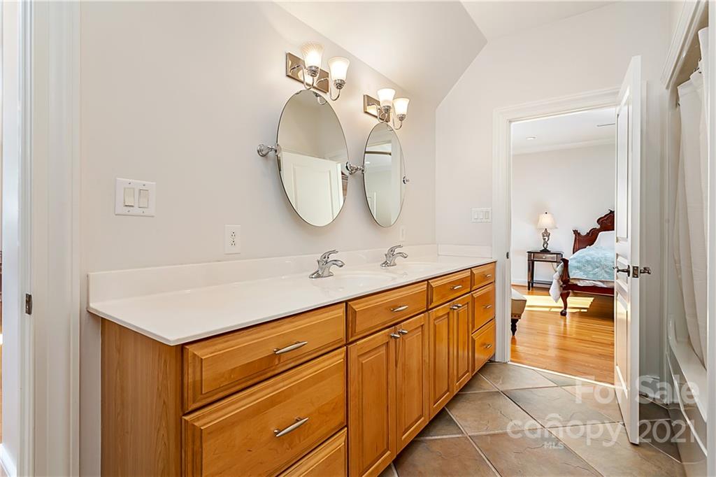 6726 Tree Hill Road Matthews, NC 28104 - Photo 33 of 47 Gallery Image 33